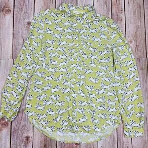 BeachLunchLounge Cute Women's Green Button-Up Shirt with Cat Print Small